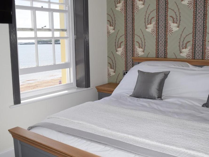 웨이머스만 The View On The Terrace B&B 객실 사진